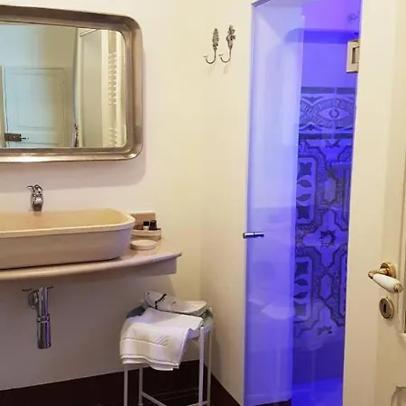 Bed and Breakfast Palazzo Megha & Breakfast