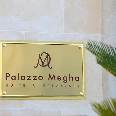 Palazzo Megha & Breakfast *